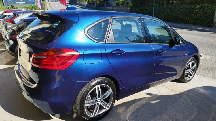 BMW S&eacute;rie 2 - 218 Active Tourer 2.0 d