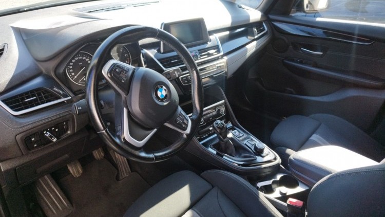 BMW S&eacute;rie 2 - 218 Active Tourer 2.0 d
