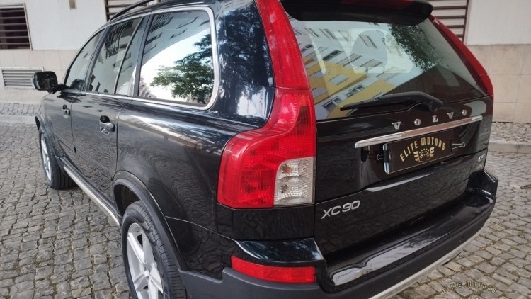 Volvo XC 90 2.4 D5 7L R-Design AWD