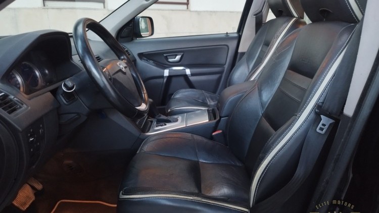 Volvo XC 90 2.4 D5 7L R-Design AWD