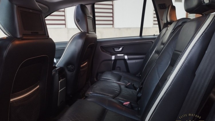 Volvo XC 90 2.4 D5 7L R-Design AWD