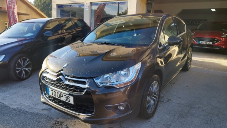 DS Ds4 1.6 D S&Oacute;-CHIC