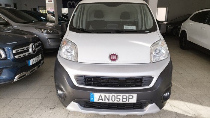 Fiat Fiorino 1.3 m-jet adventure