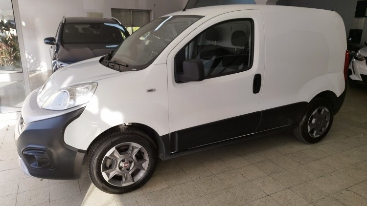 Fiat Fiorino 1.3 m-jet adventure