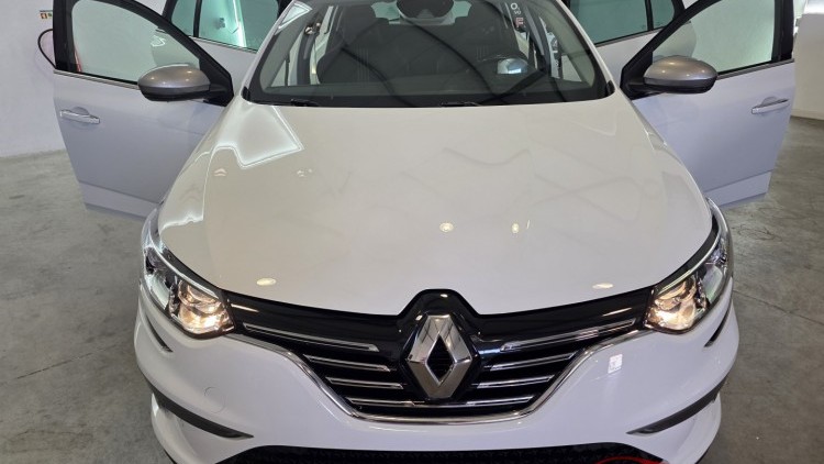 Renault M&eacute;gane Sport Tourer GT LINE