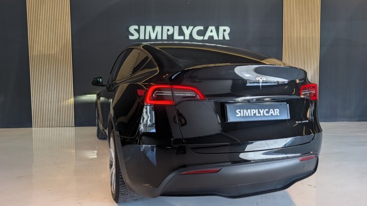 Tesla Model Y long Range Dual Motor AWD