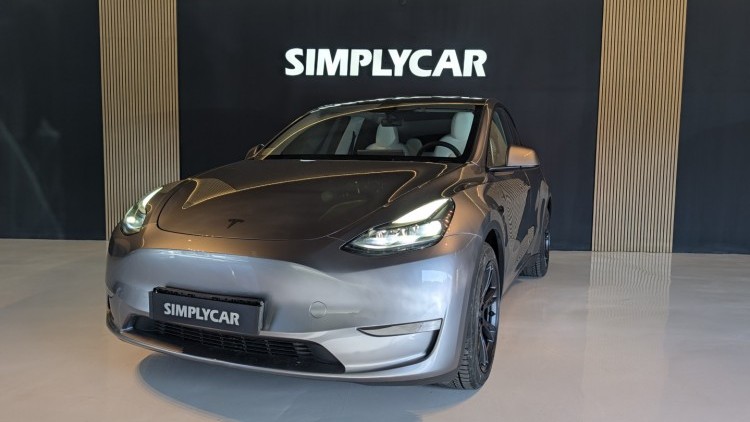 Tesla Model Y long Range Dual Motor AWD
