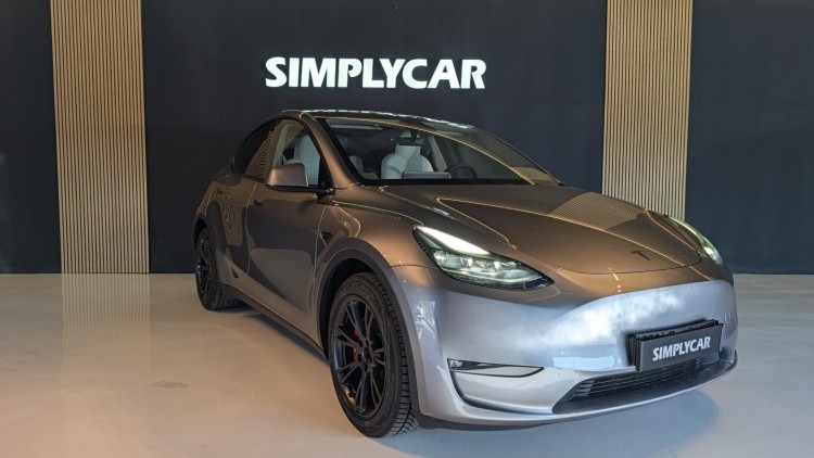 Tesla Model Y long Range Dual Motor AWD