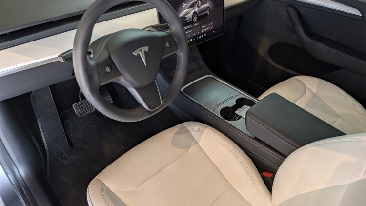 Tesla Model Y long Range Dual Motor AWD