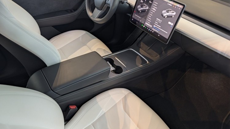Tesla Model Y long Range Dual Motor AWD