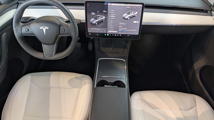 Tesla Model Y long Range Dual Motor AWD