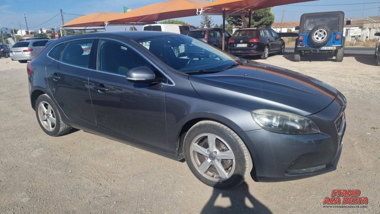 Volvo V40 1.6 D2