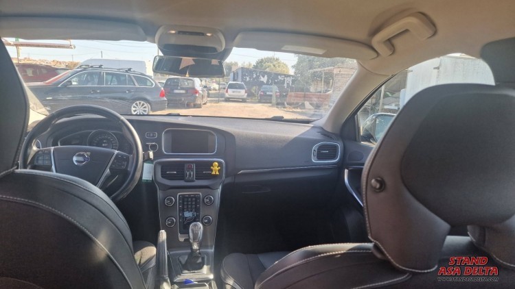 Volvo V40 1.6 D2