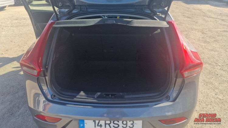 Volvo V40 1.6 D2