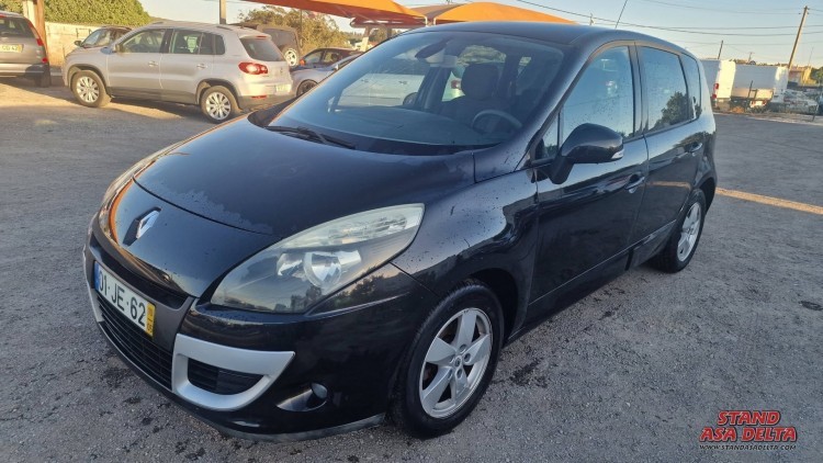 Renault Grand Sc&eacute;nic 1.5 dci