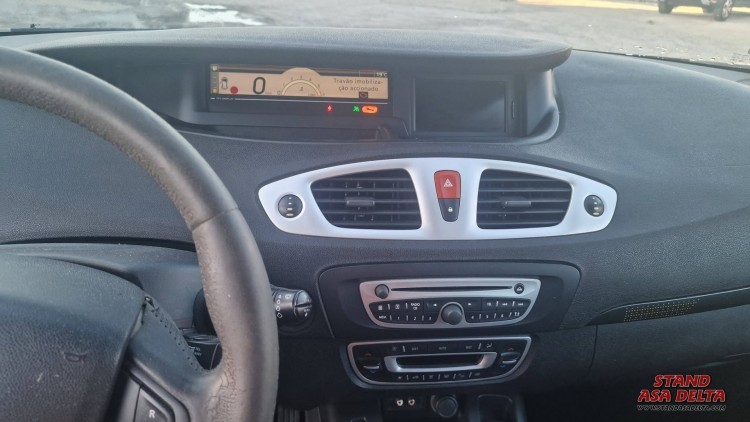 Renault Grand Sc&eacute;nic 1.5 dci