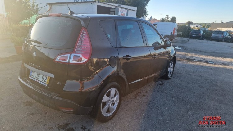 Renault Grand Sc&eacute;nic 1.5 dci