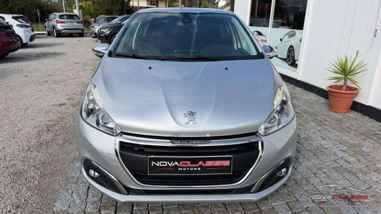 Peugeot 208 PureTech Style