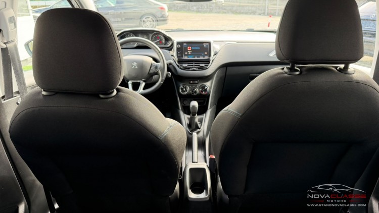 Peugeot 208 PureTech Style
