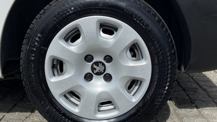 Peugeot Partner 1.6 HDI A/C 3Lug NACIONAL