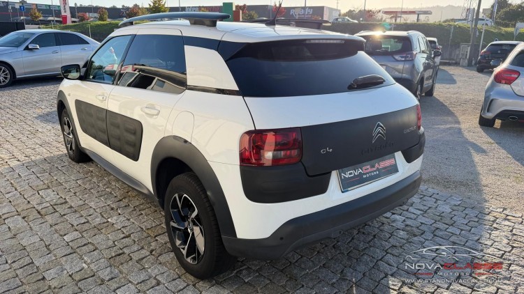 Citro&euml;n C4 Cactus 1.6 BlueHDi Shine