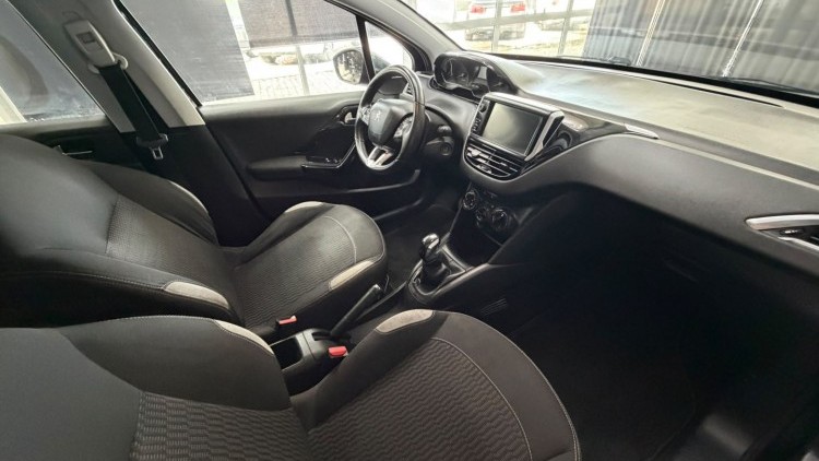 Peugeot 208 1.2 PureTech Style