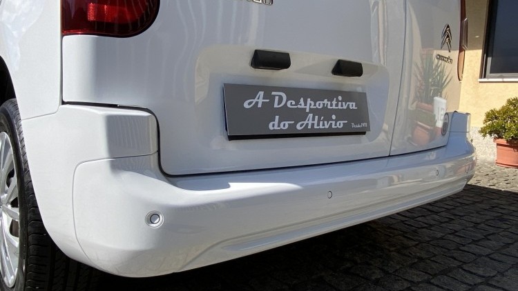 Citro&euml;n Berlingo 1.6 BlueHDI 100cv CARPLAY e CAMARA