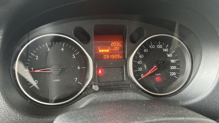 Citro&euml;n C-Elys&eacute;e 1.2 "Exclusive" (91 MIL KMs)