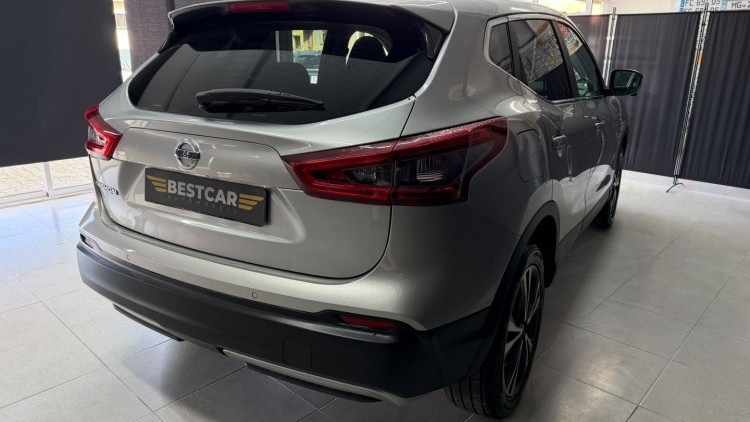 Nissan Qashqai 1.2 DIG-T N-Connecta
