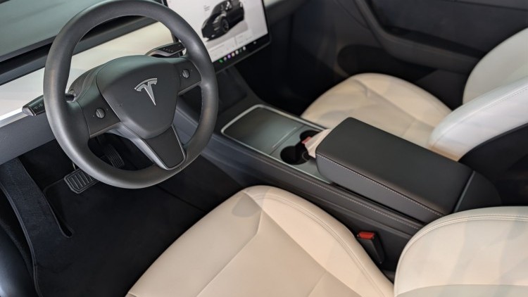 Tesla Model Y long Range Dual Motor AWD