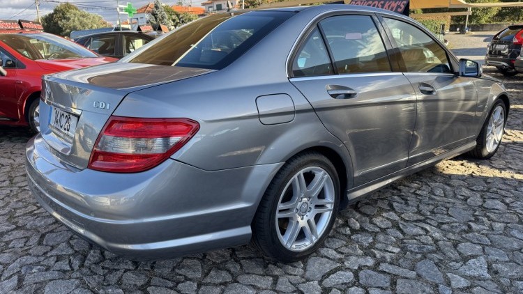 Mercedes-Benz Classe C 220 AMG