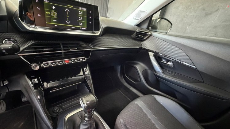 Peugeot 2008 1.2 PureTech Allure