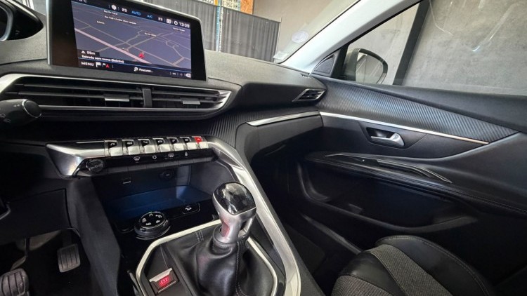 Peugeot 3008 1.2 PureTech Allure