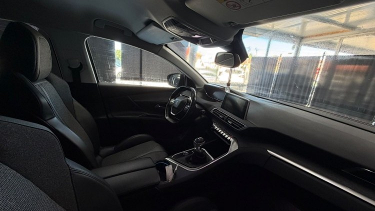 Peugeot 3008 1.2 PureTech Allure