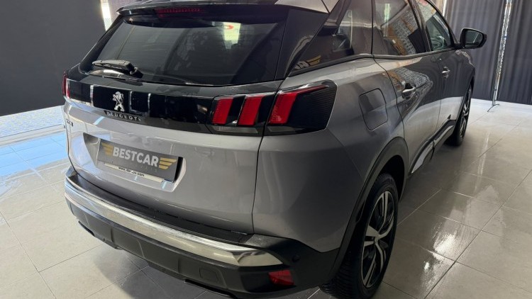 Peugeot 3008 1.2 PureTech Allure