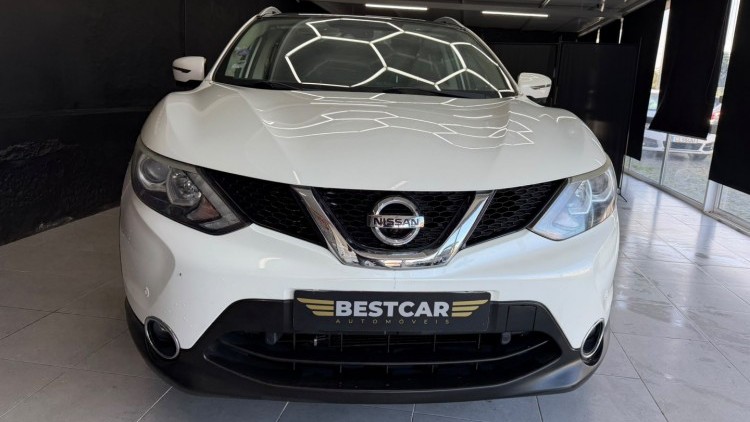 Nissan Qashqai 1.2 DIG-T N-Connecta