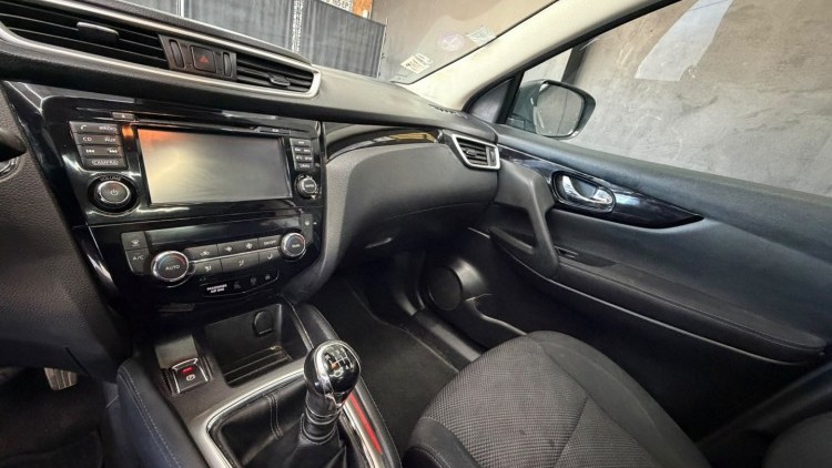 Nissan Qashqai 1.2 DIG-T N-Connecta