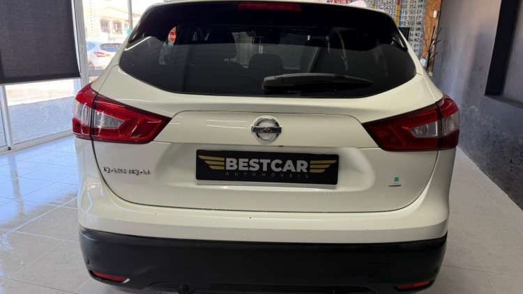 Nissan Qashqai 1.2 DIG-T N-Connecta