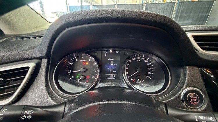 Nissan Qashqai 1.2 DIG-T N-Connecta