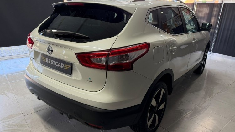 Nissan Qashqai 1.2 DIG-T N-Connecta