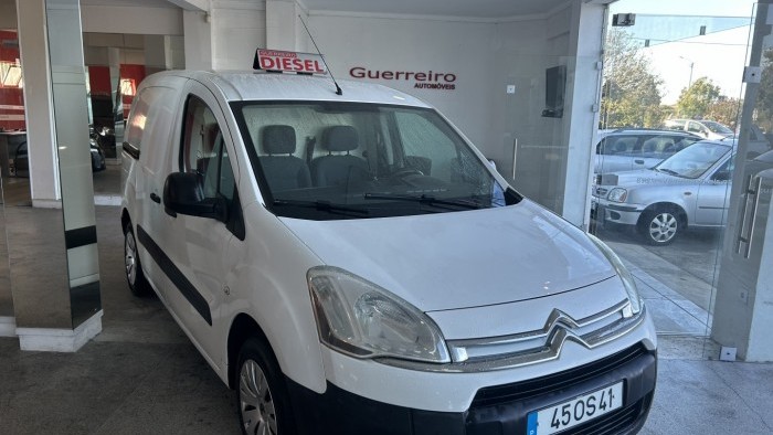 Citro&euml;n Berlingo 1.6 HDI Van (3 Lugares) -Caixa T&eacute;rmica-