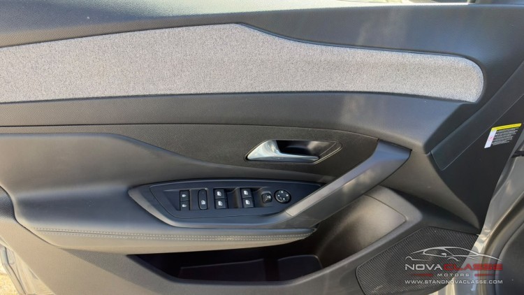 Peugeot 308 SW 1.6 Hybrid Allure e-EAT8