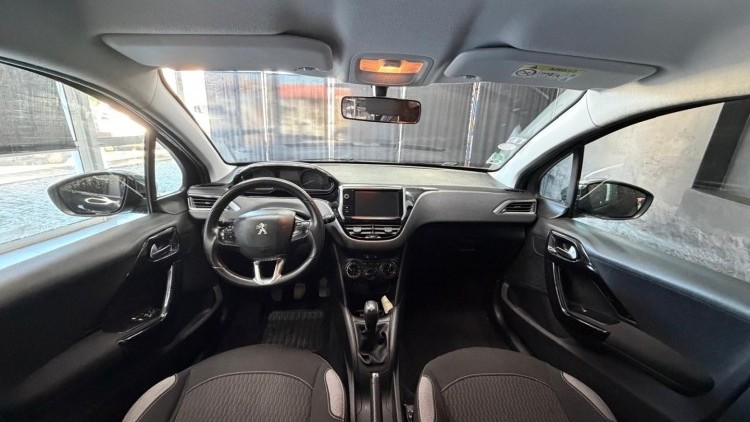 Peugeot 208 1.2 PureTech Style
