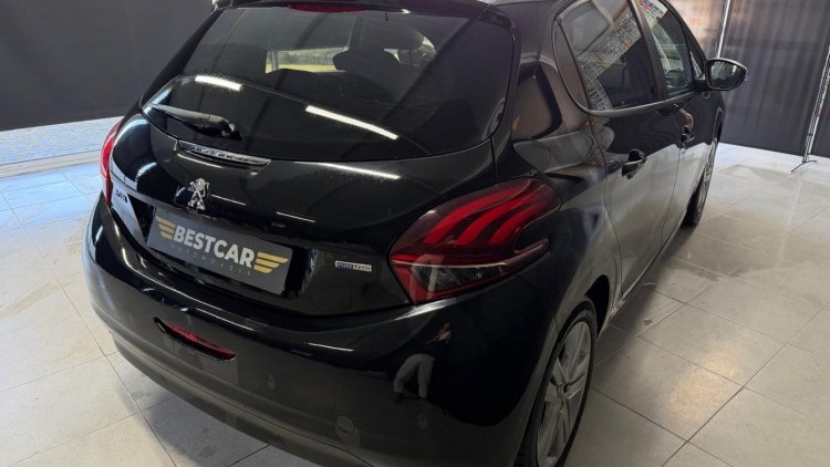 Peugeot 208 1.2 PureTech Style