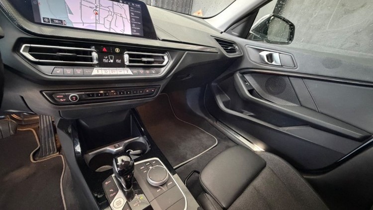 BMW S&eacute;rie 2 - 218 Gran Coup&eacute; i Line Sport