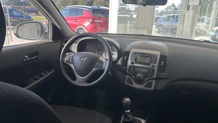 Hyundai i30 1.6 CRDI "Confort" (147 MIL KMs)