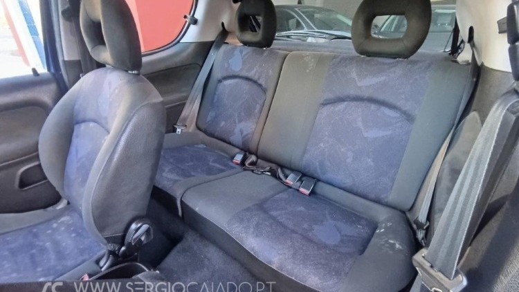 Peugeot 206 XS 2.0 HDi 90 CV 3 Portas 5 Lugares