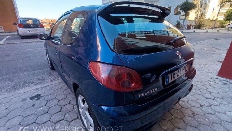 Peugeot 206 XS 2.0 HDi 90 CV 3 Portas 5 Lugares