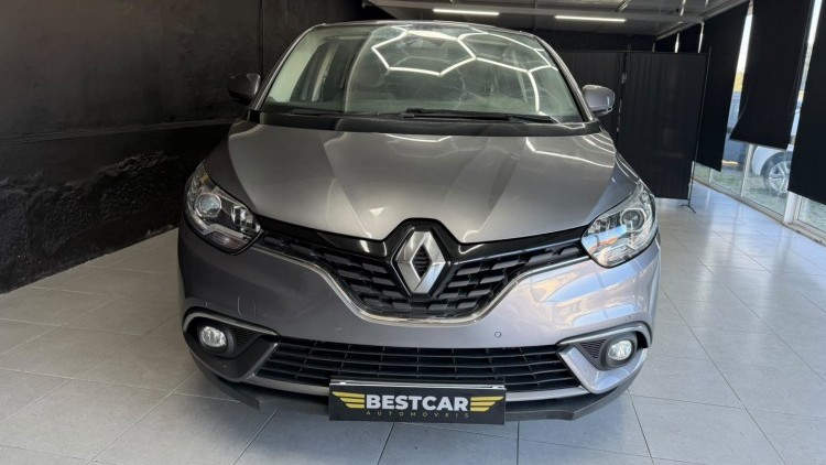 Renault Grand Sc&eacute;nic 1.7 Blue DCi Bose Edition