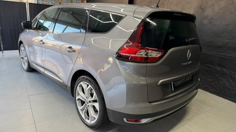 Renault Grand Sc&eacute;nic 1.7 Blue DCi Bose Edition